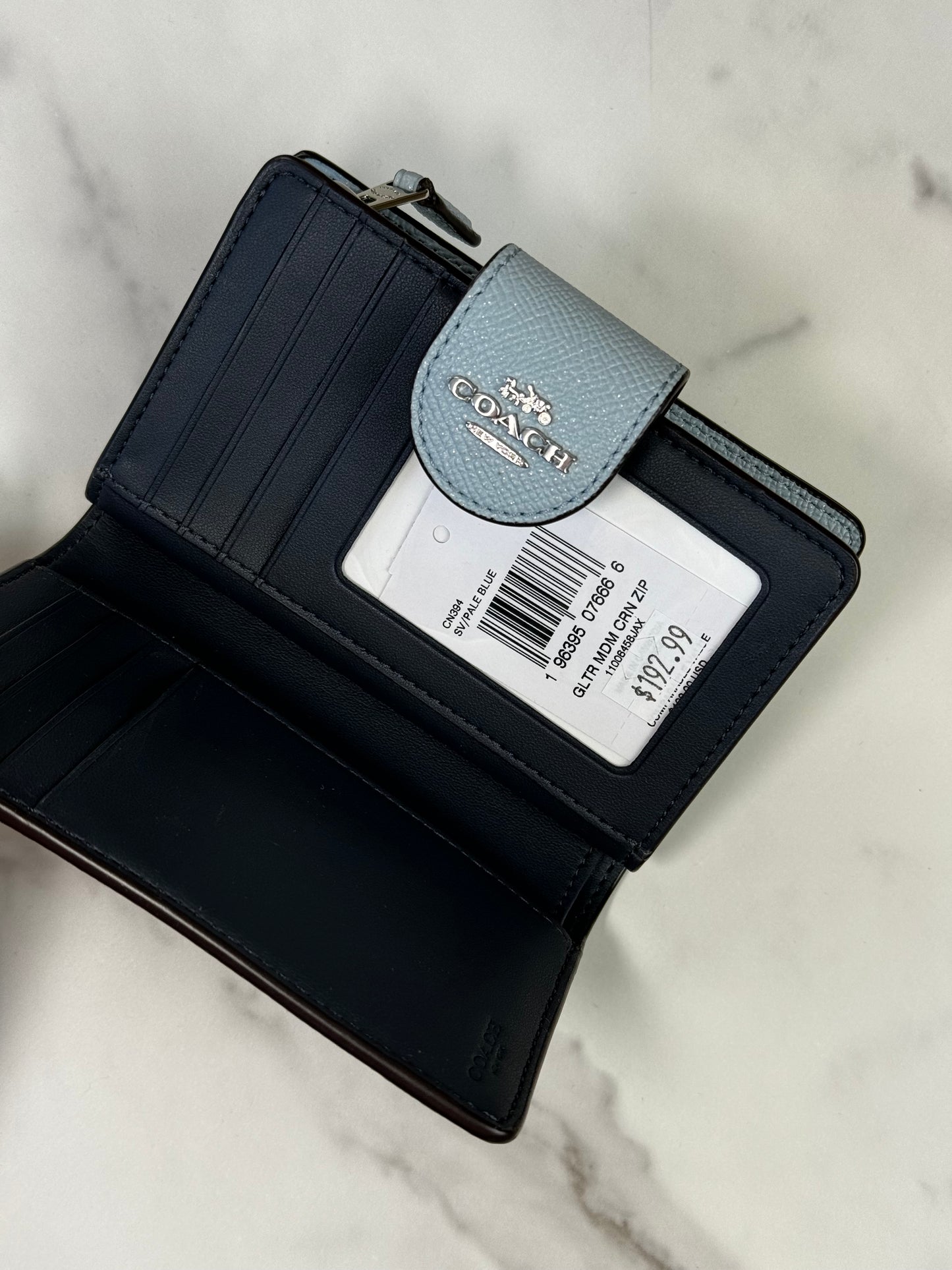Medium Corner Zip Billetera Coach