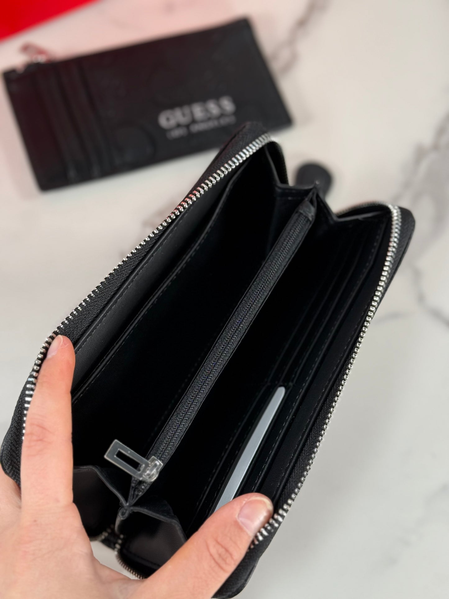 Billetera + Tarjetero Guess