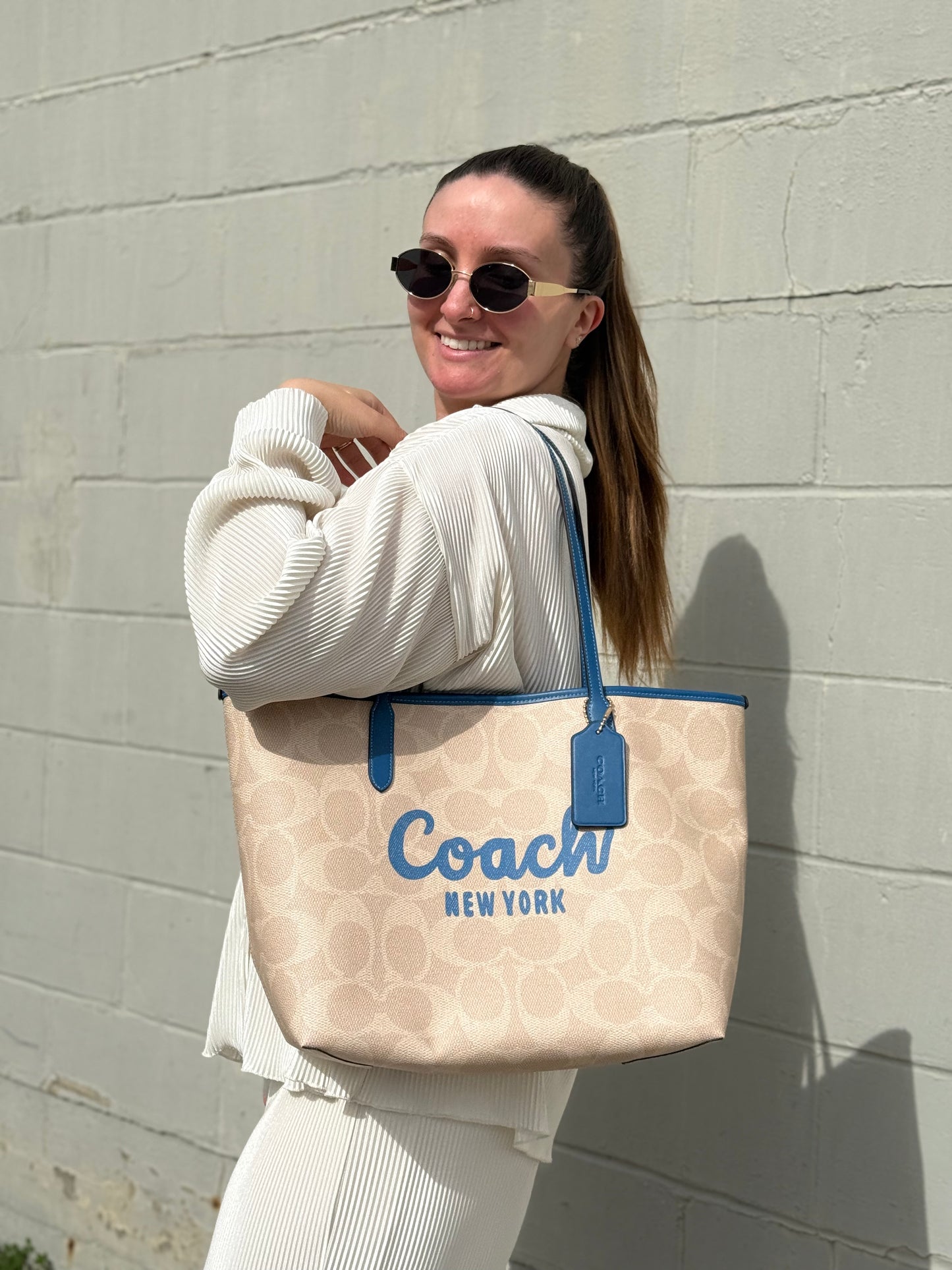 City Tote Coach