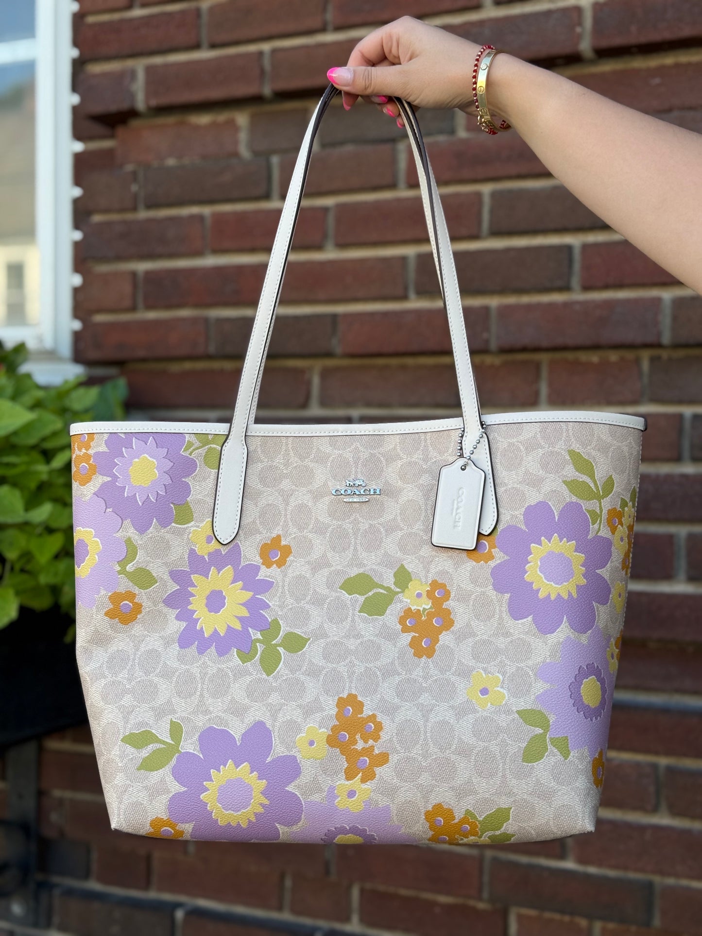 City Tote Coach
