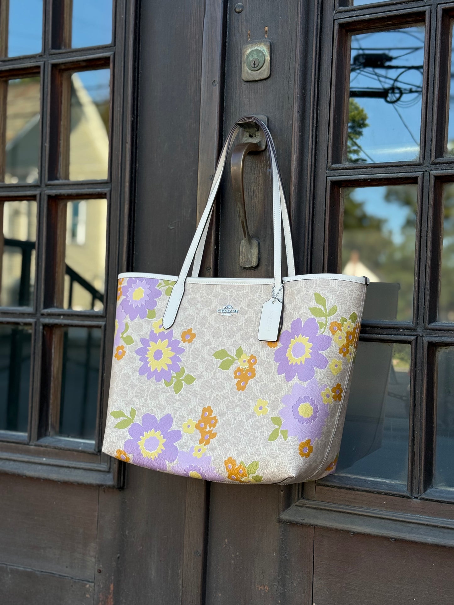 City Tote Coach