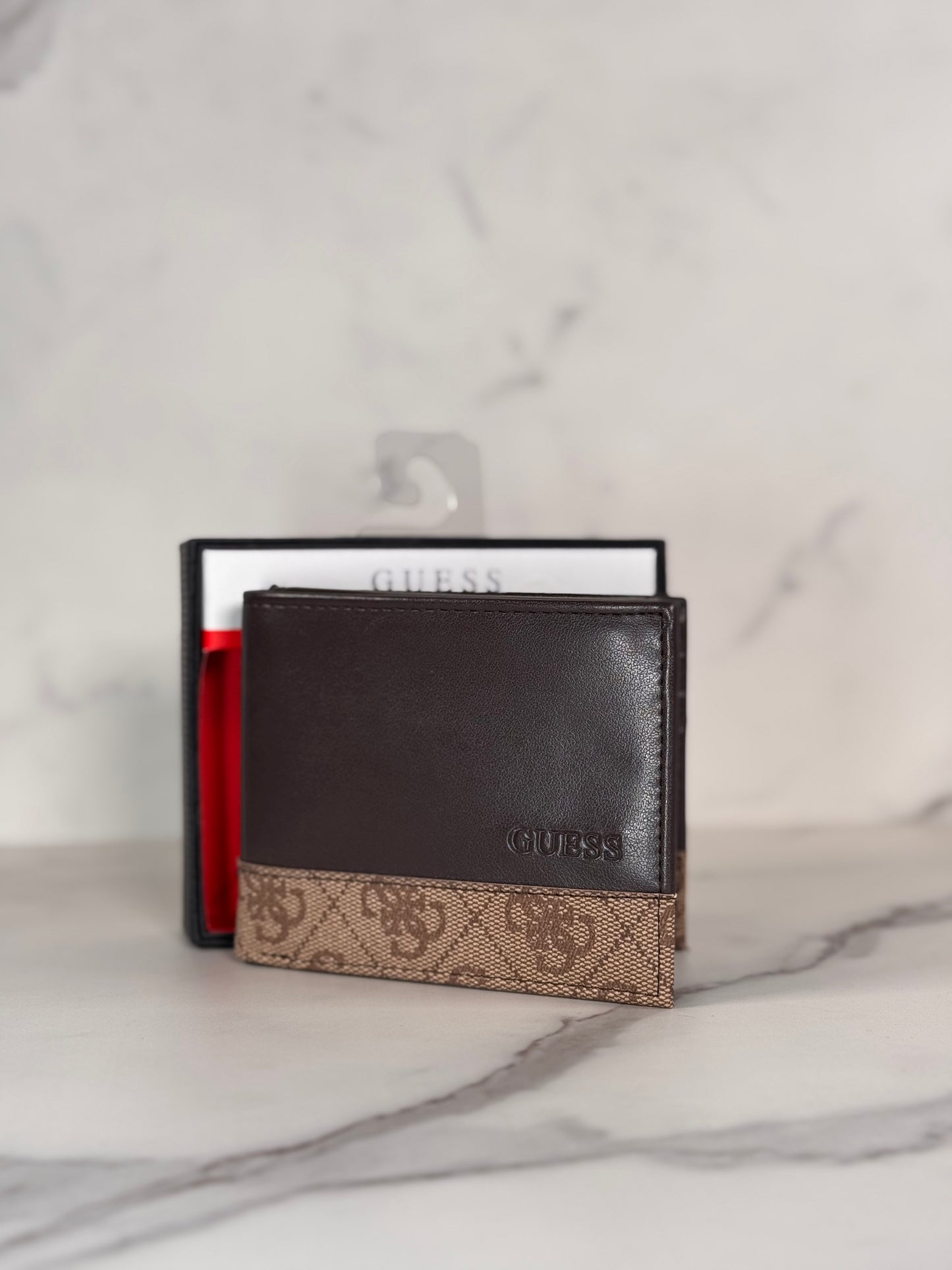 Billetera Guess de hombre