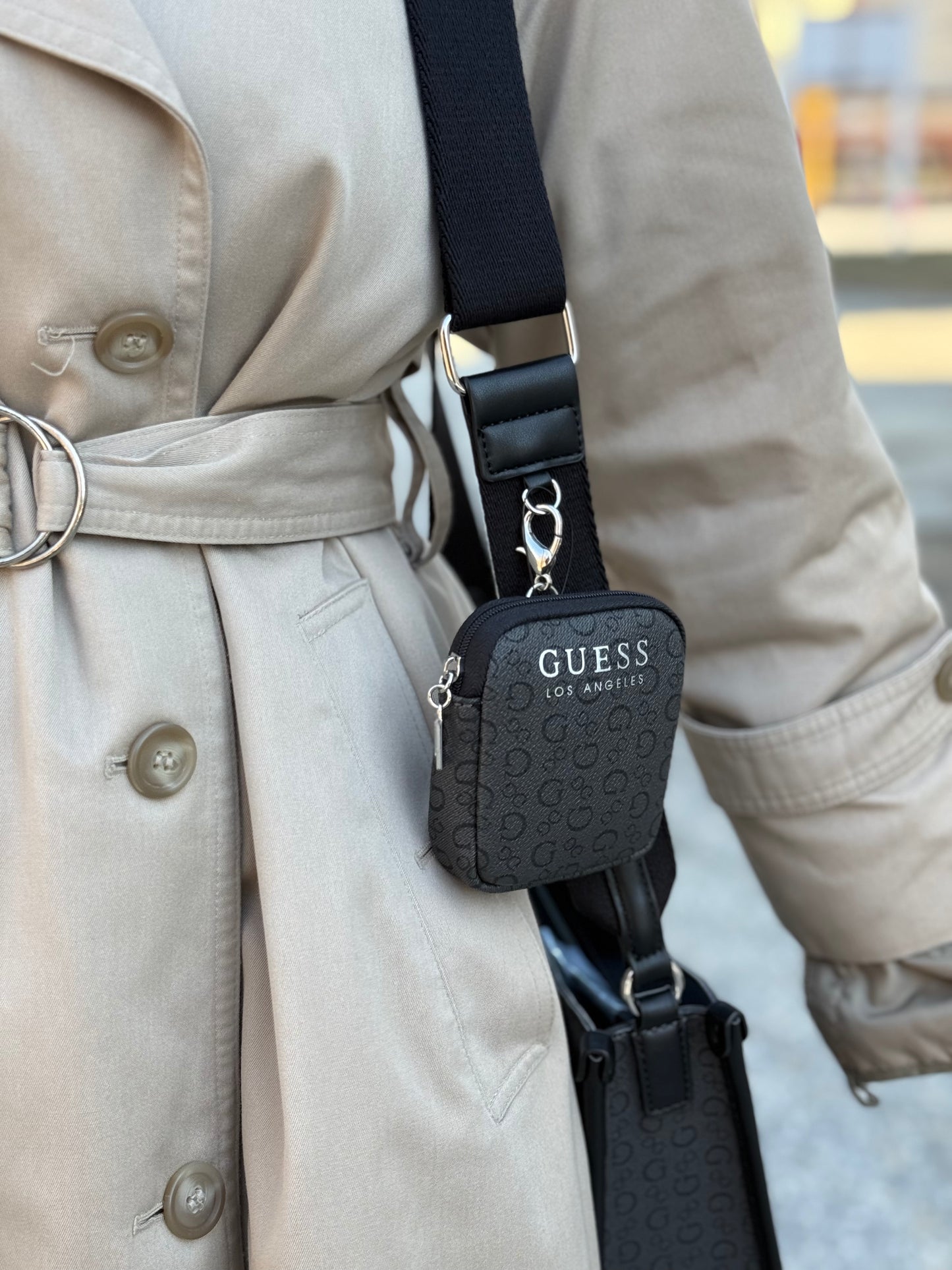 Morral Guess
