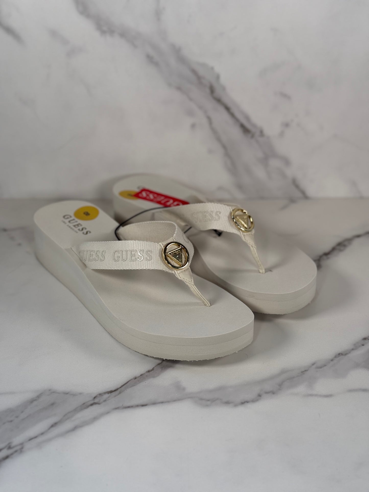 Sandalias Guess
