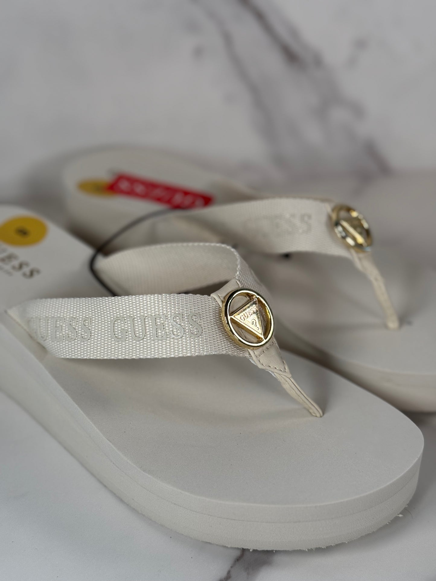 Sandalias Guess