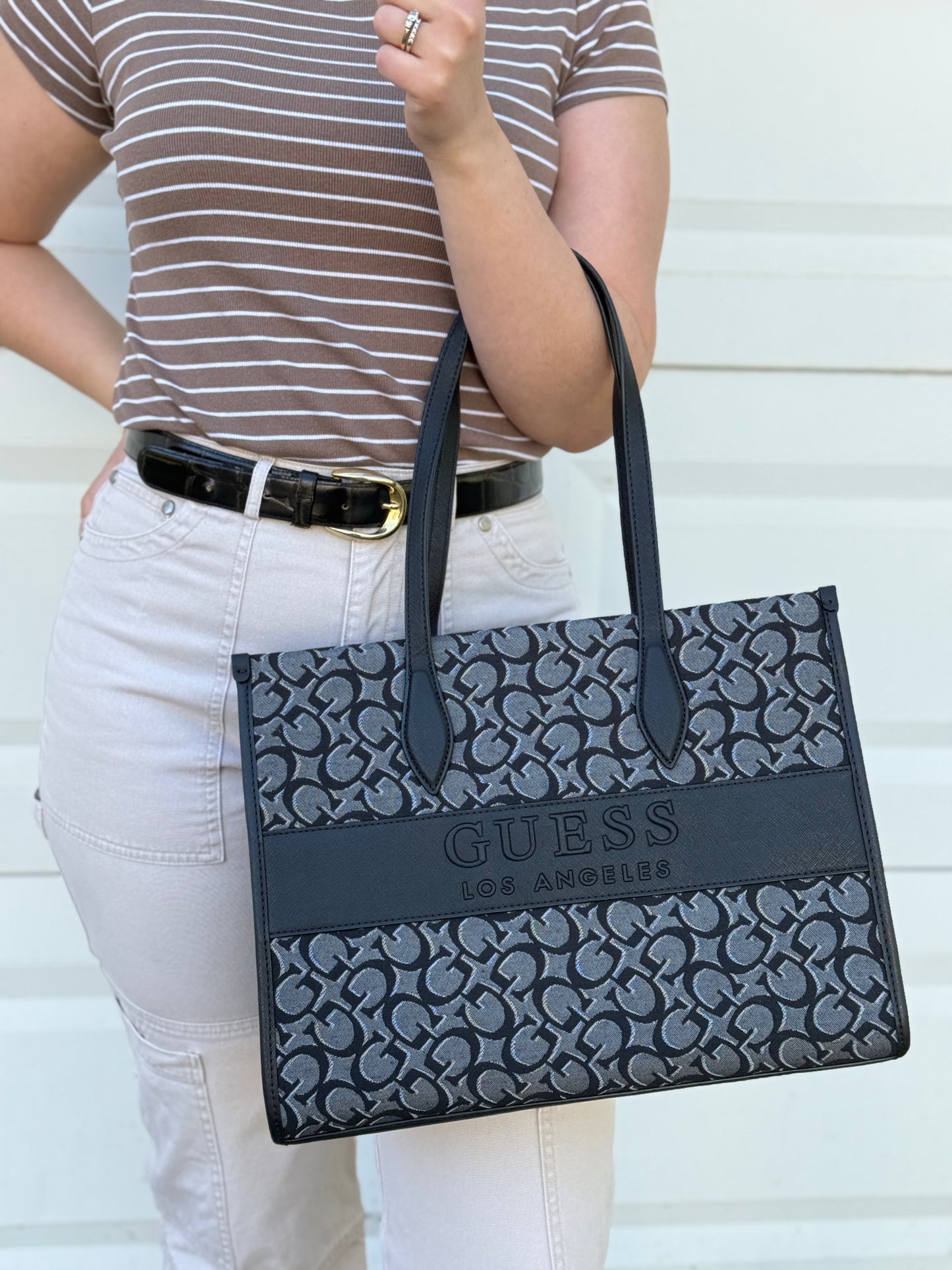 Tote Guess