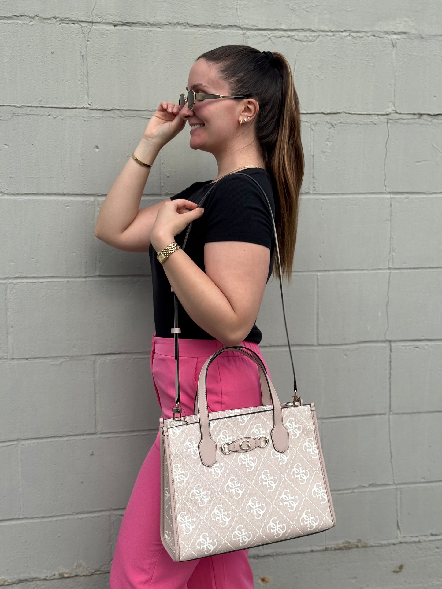 Satchel Guess